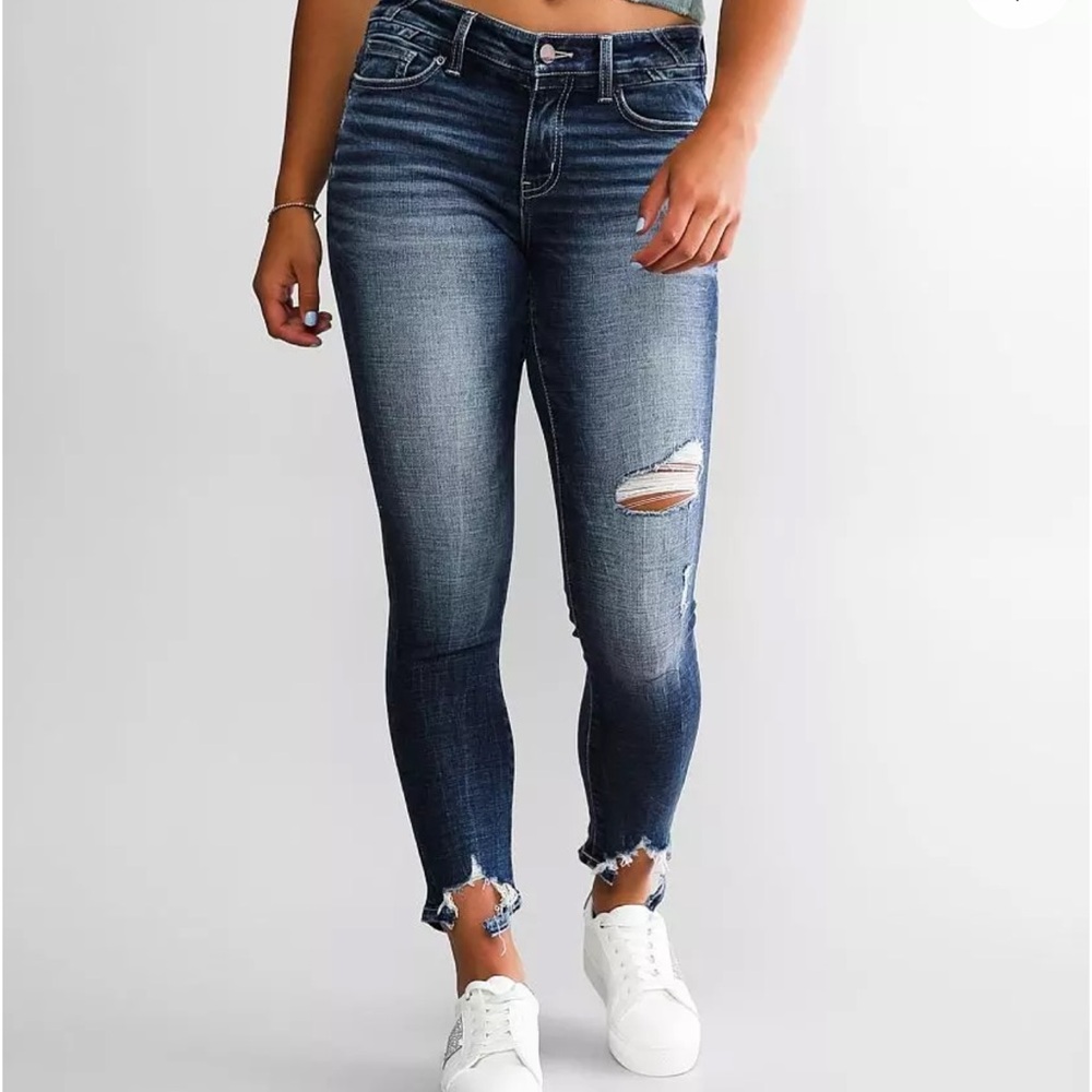 Buckle Dark Blue Distressed Ankle Jeans